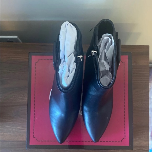 Sam Edelman Booties - Picture 4 of 6